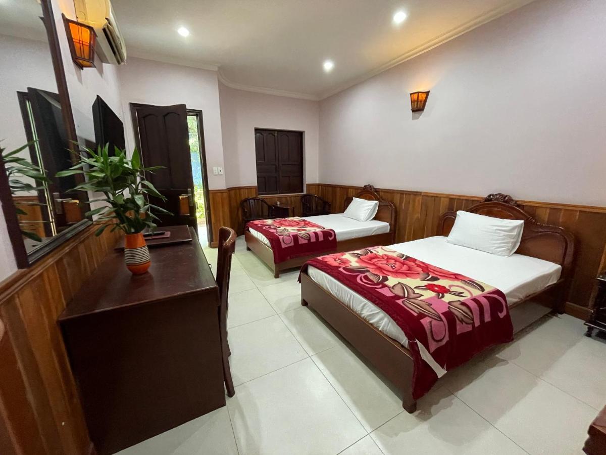 Song Tra Hotel Thu Dau Mot Exterior foto