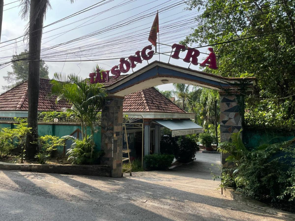 Song Tra Hotel Thu Dau Mot Exterior foto