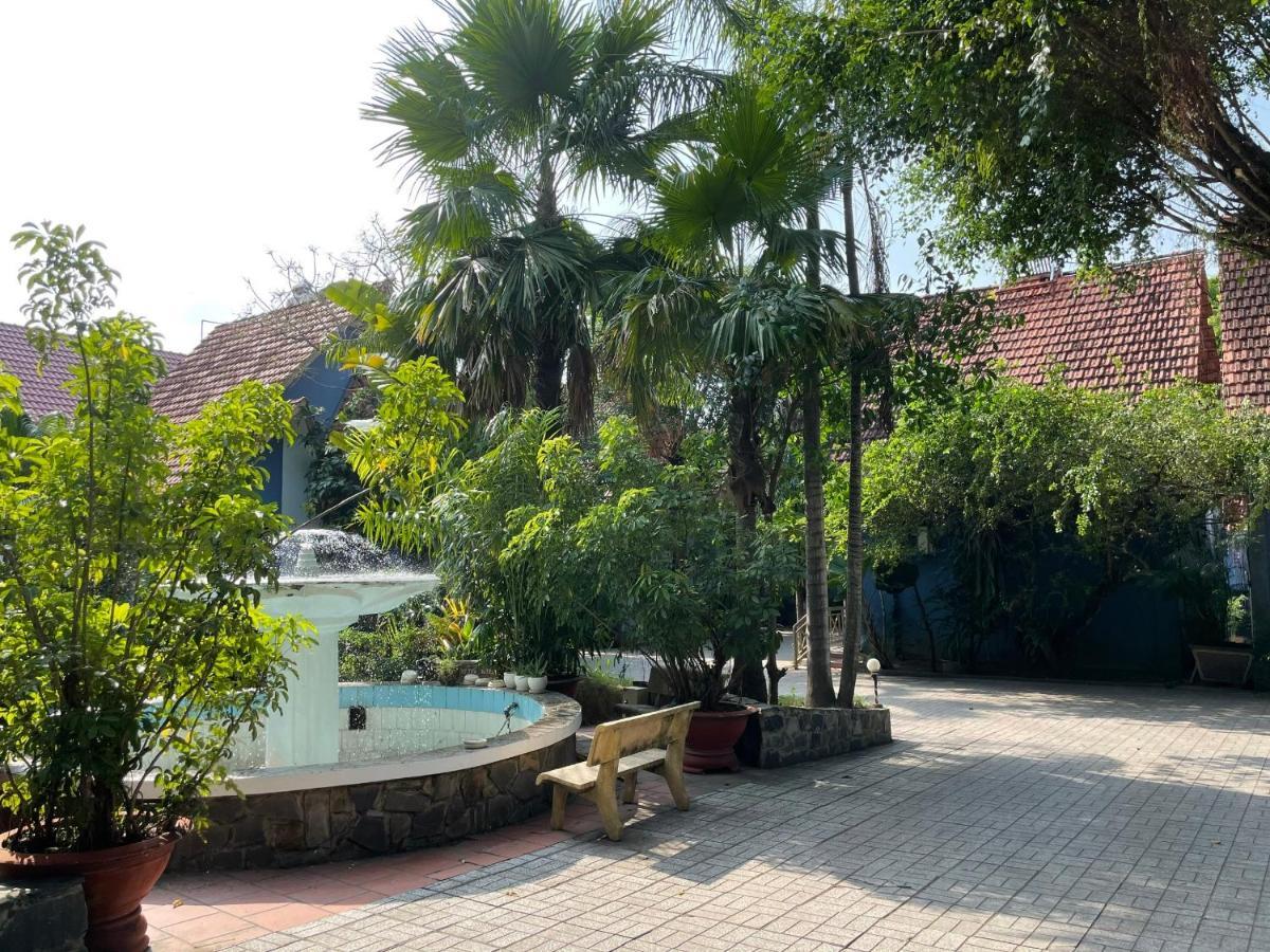 Song Tra Hotel Thu Dau Mot Exterior foto