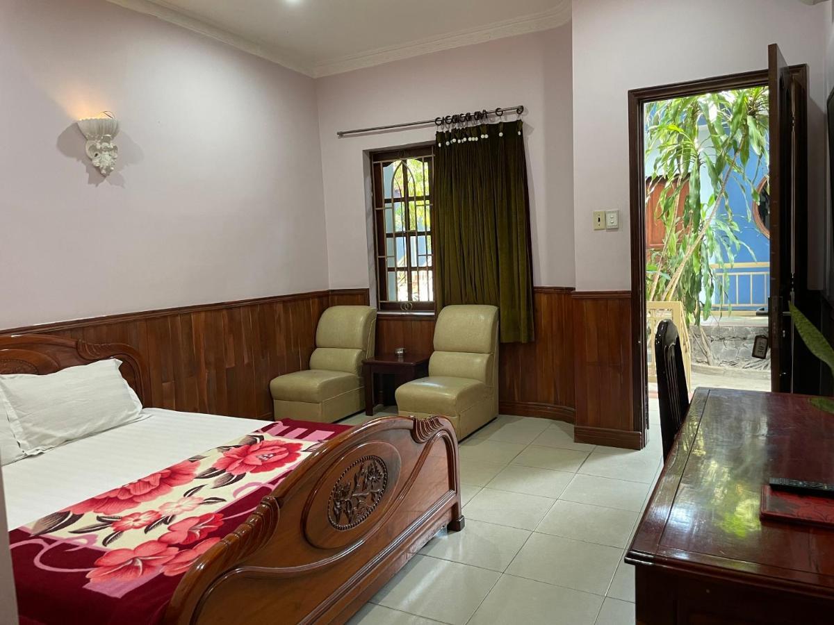 Song Tra Hotel Thu Dau Mot Exterior foto