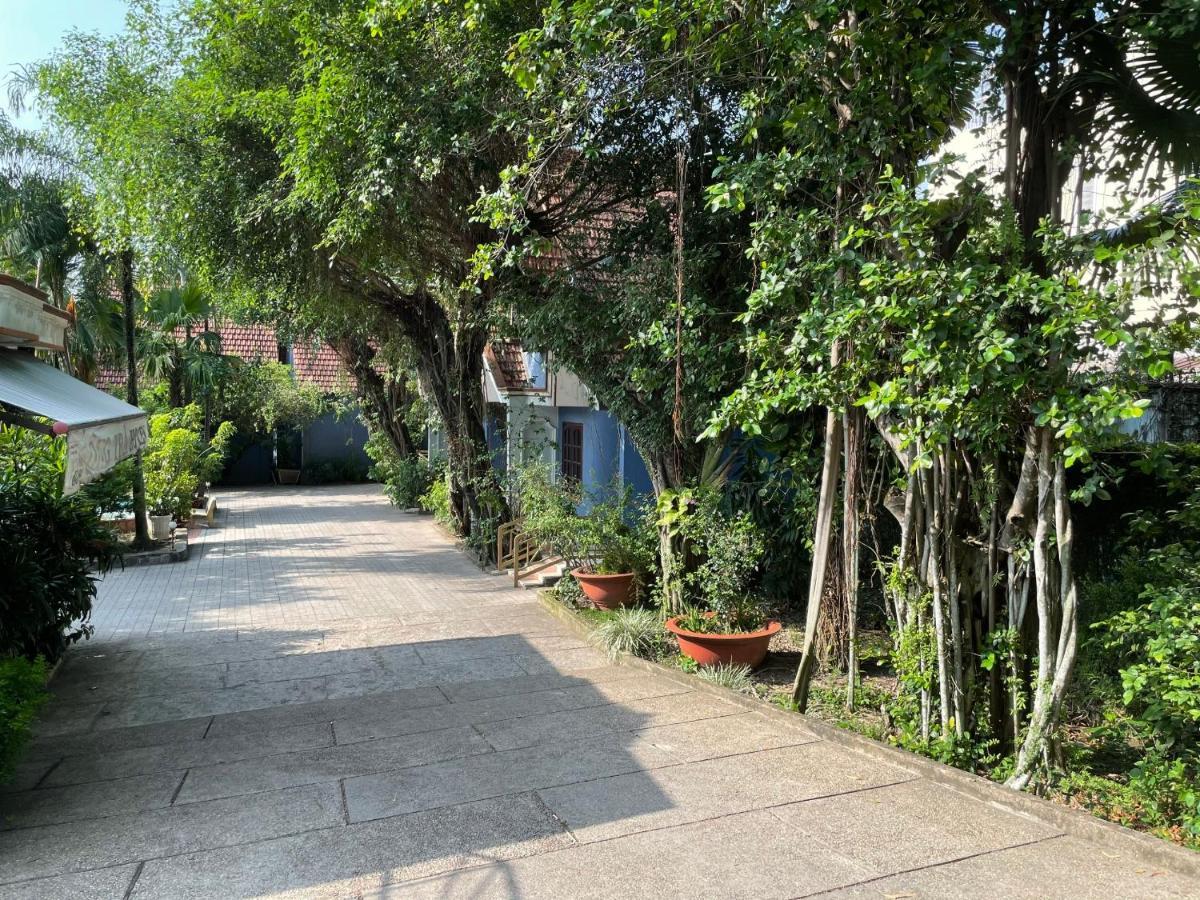 Song Tra Hotel Thu Dau Mot Exterior foto